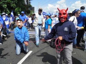Marcha contra la dictadura de los Ortega-Murillo en Managua. Abigail Hernández/ Galería News ©.
