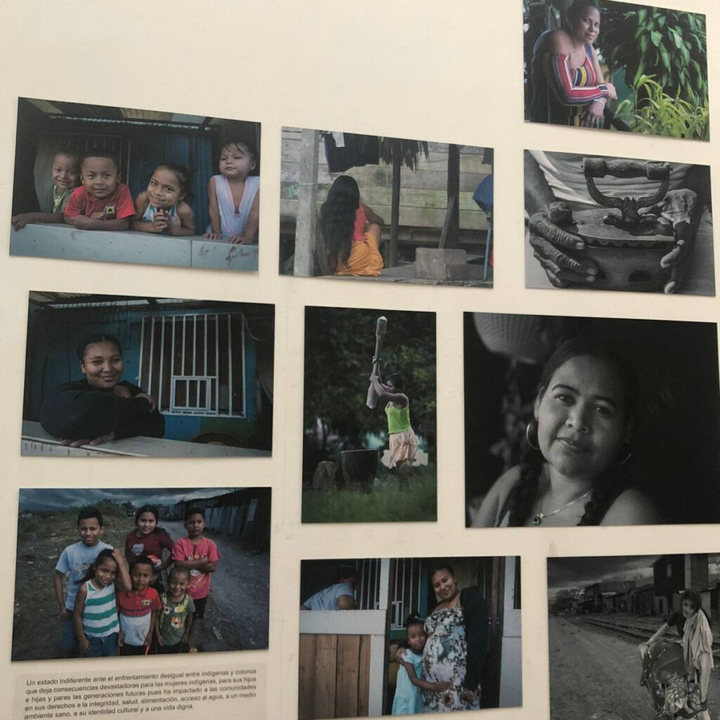 Exposición fotográfica Rostros de raíces: la fuerza de las mujeres indígenas y afrodescendientes|©Galería News|