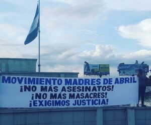 "Caminamos con las Madres de Abril y por sus hijos exigimos ¡Justicia!|"Y toda Nicaragua estaba presente en las calles, nunca lo podrán negar"Fotografía ciudadana © Alexander Reyes| Galería News.